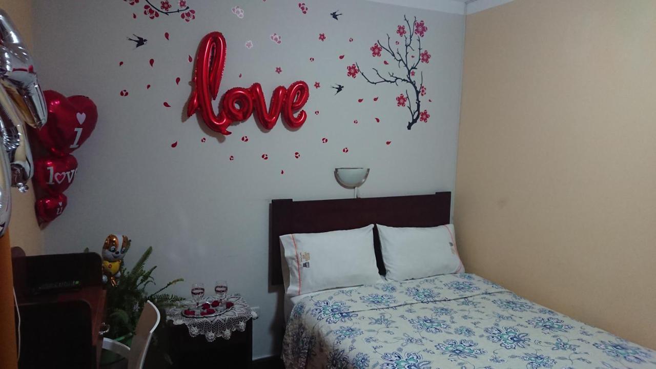 Casa Hospedaje Teresita 查查波亚斯 外观 照片